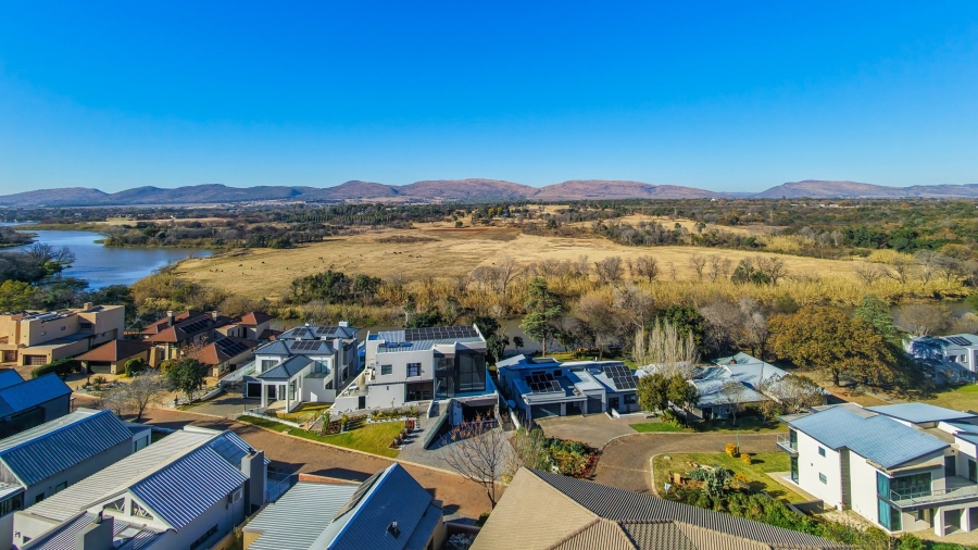 3 Bedroom Property for Sale in Magalies Golf Estate North West